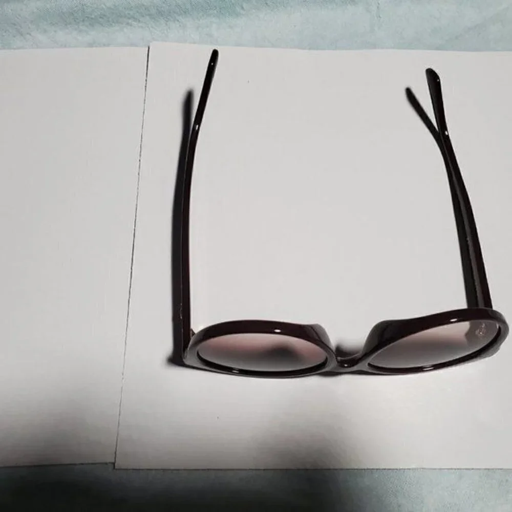 New- Authentic Gucci Brown Injection Molded Sunglasses